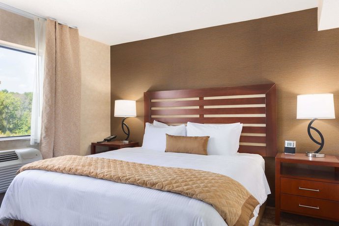 Imagen de la habitación del Hotel Wyndham Garden Grand Rapids Airport. Foto 5