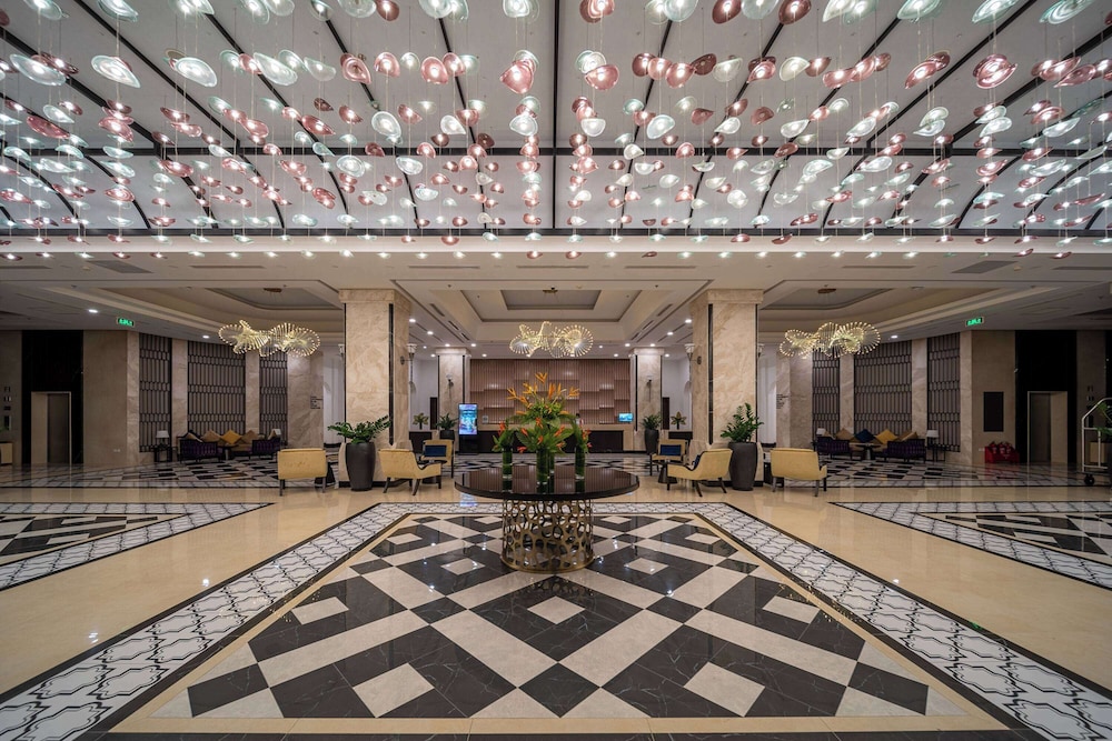 Imagen de los interiores del Hotel Wyndham Garden Grandworld Phu Quoc. Foto 13