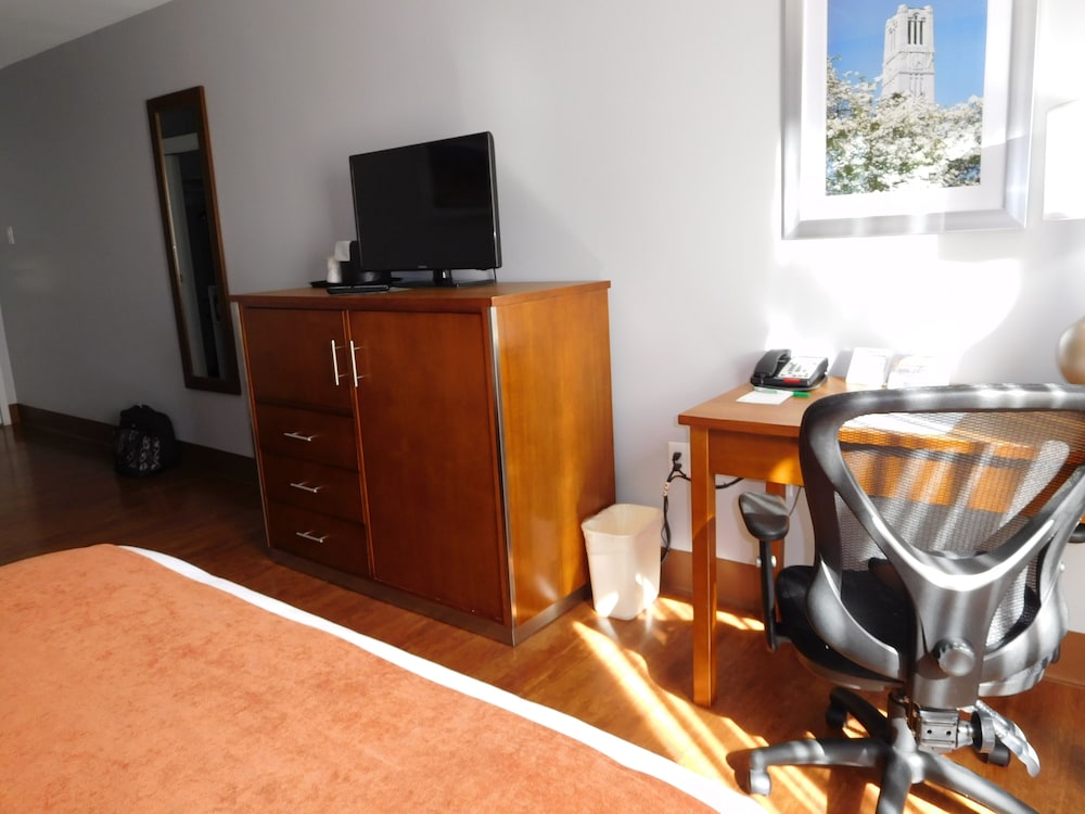 Imagen de la habitación del Hotel Wyndham Garden Greensboro. Foto 6