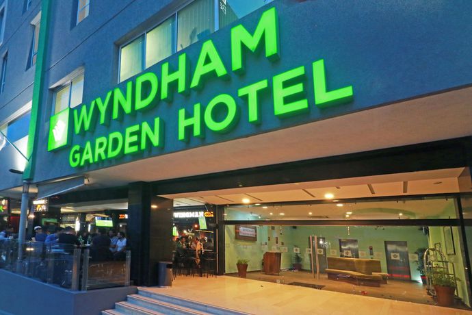 Imagen general del Hotel Wyndham Garden Guadalajara Acueducto. Foto 1