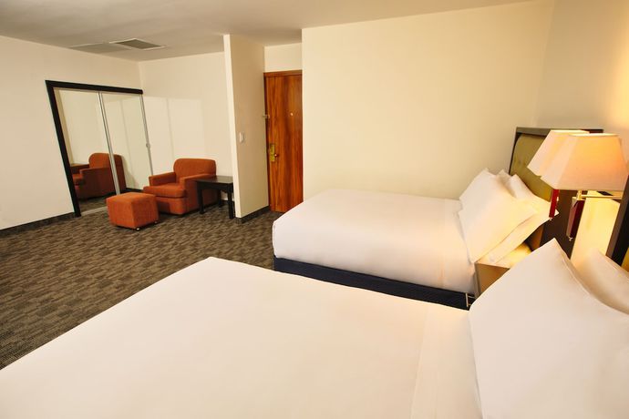 Imagen de la habitación del Hotel Wyndham Garden Guatemala City. Foto 11