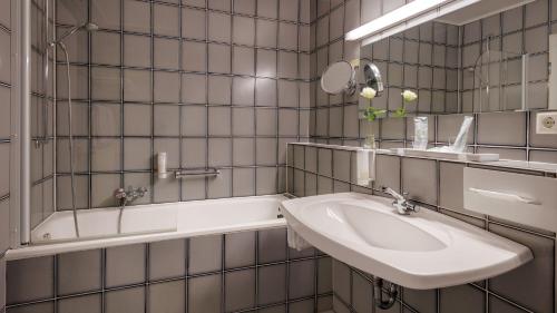 Imagen de la habitación del Hotel Wyndham Garden Gummersbach. Foto 15