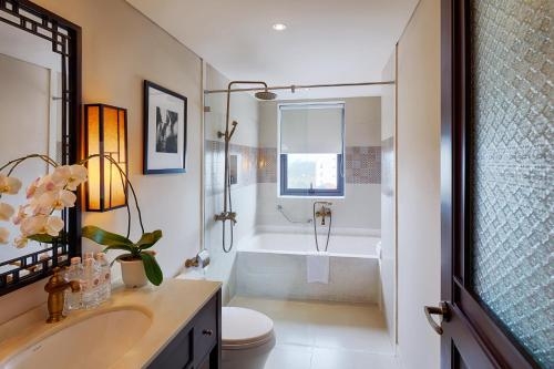 Imagen de la habitación del Hotel Wyndham Garden Hoi An Cua Dai Beach. Foto 10