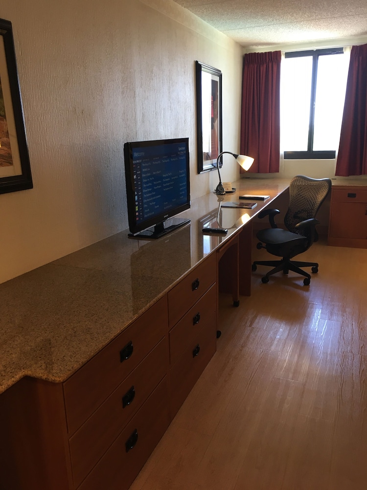 Imagen de la habitación del Hotel Wyndham Garden Hotel Austin. Foto 11