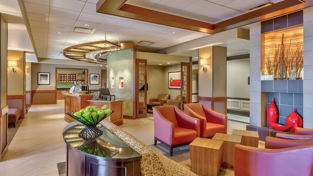 Imagen de los interiores del Hotel Wyndham Garden Kansas City Airport. Foto 15
