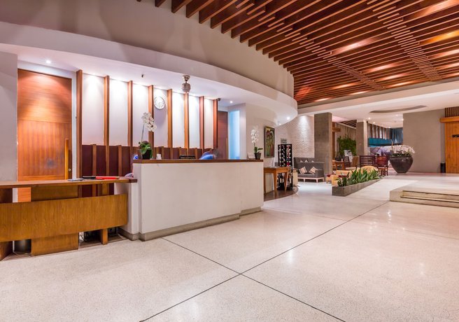 Imagen de los interiores del Hotel Wyndham Garden Kuta Beach, Bali. Foto 10