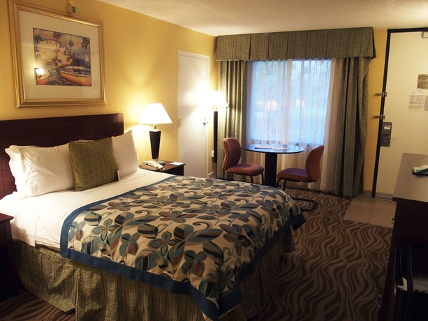 Imagen de la habitación del Hotel Wyndham Garden Lake Buena Vista Disney Springs. Foto 4
