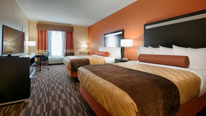Imagen de la habitación del Hotel Wyndham Garden Lancaster Ca. Foto 2