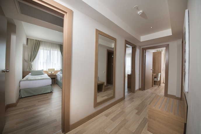 Imagen de la habitación del Hotel Wyndham Garden Lara. Foto 4