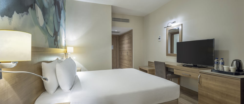 Imagen de la habitación del Hotel Wyndham Garden Lara. Foto 11