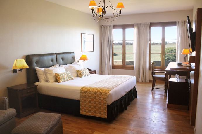 Imagen de la habitación del Hotel Wyndham Garden Luj&aacute;n. Foto 16