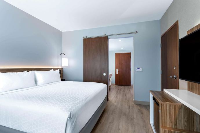 Imagen de la habitación del Hotel Wyndham Garden Miami International Airport. Foto 6