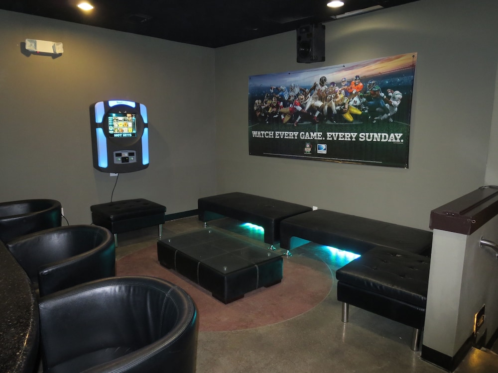 Imagen del bar/restaurante del Hotel Wyndham Garden Midland. Foto 9