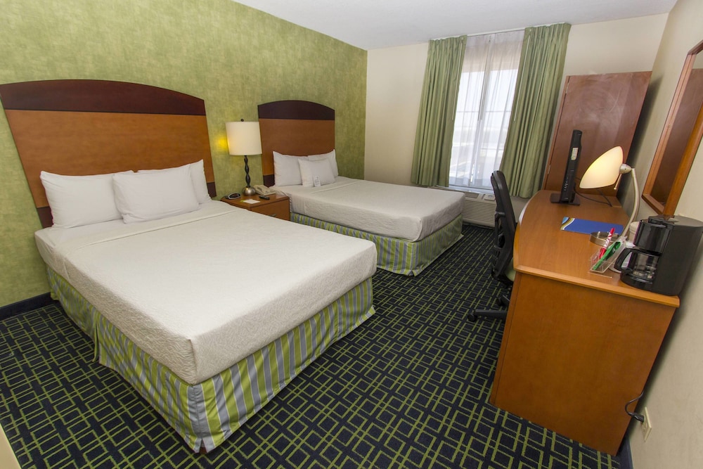 Imagen de la habitación del Hotel Wyndham Garden Monterrey Aeropuerto. Foto 7