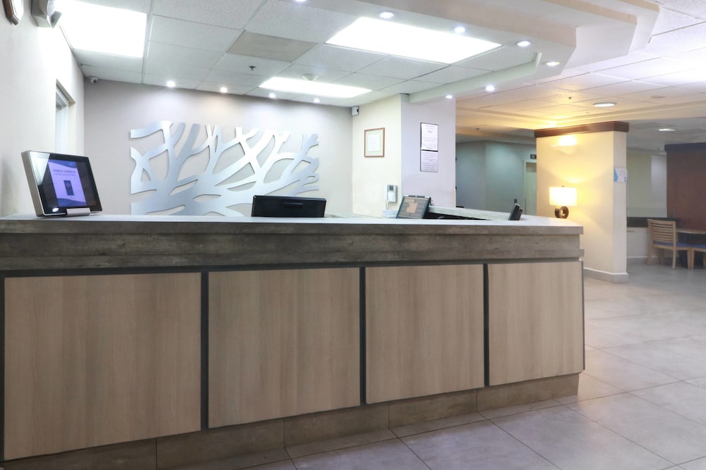 Imagen de los interiores del Hotel Wyndham Garden Monterrey Aeropuerto. Foto 19