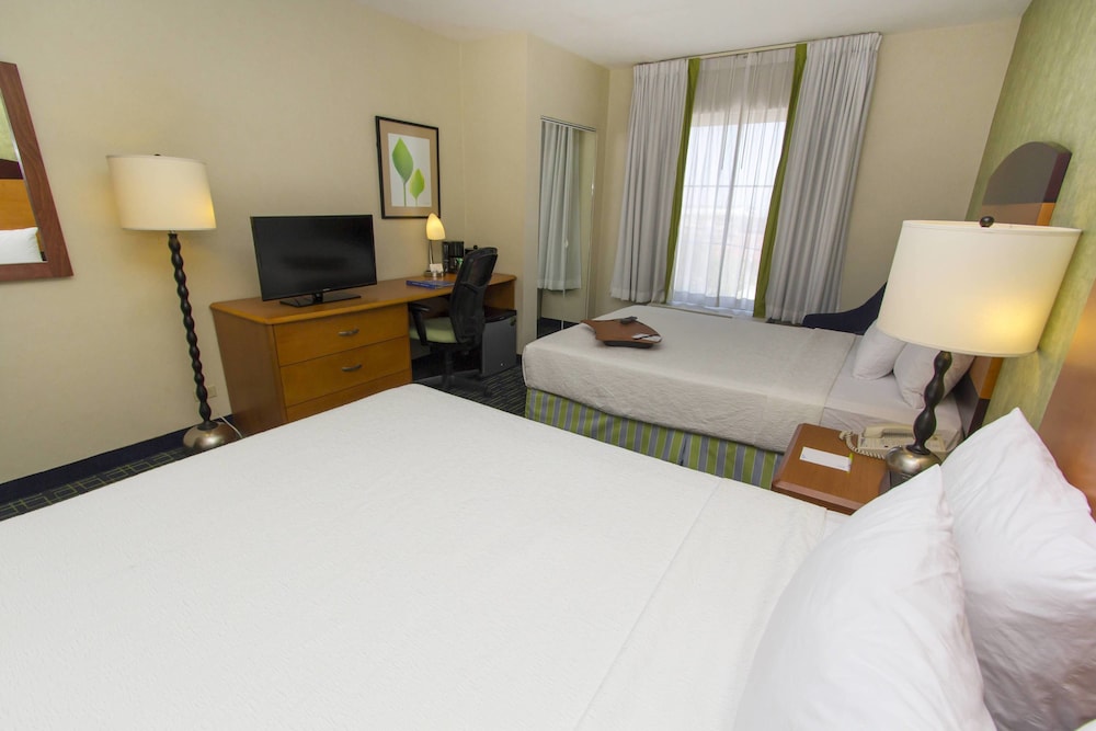 Imagen de la habitación del Hotel Wyndham Garden Monterrey Aeropuerto. Foto 10