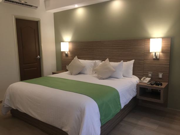 Imagen de la habitación del Hotel Wyndham Garden Monterrey Valle Real. Foto 2