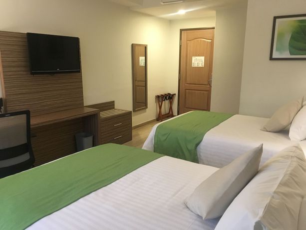 Imagen de la habitación del Hotel Wyndham Garden Monterrey Valle Real. Foto 6