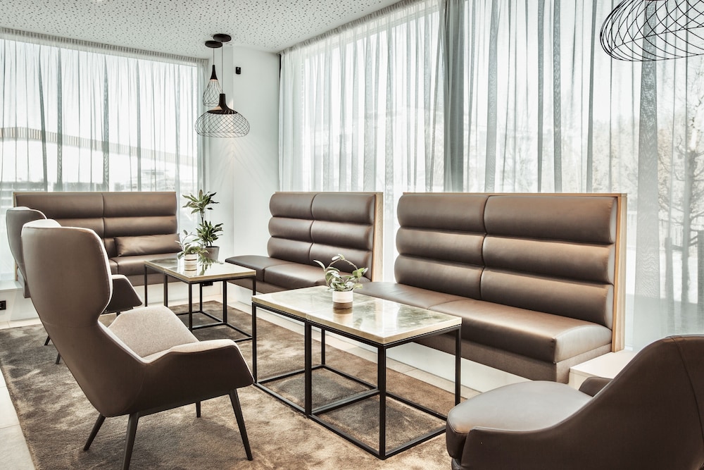 Imagen de los interiores del Hotel Wyndham Garden Munich Messe. Foto 12