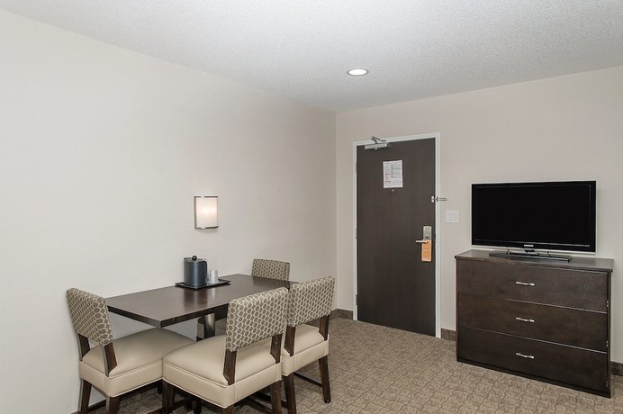 Imagen de la habitación del Hotel Wyndham Garden Niagara Falls Fallsview. Foto 12