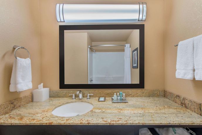 Imagen de la habitación del Hotel Wyndham Garden Oklahoma City Conference Ctr/Airpt/Bricktown. Foto 9