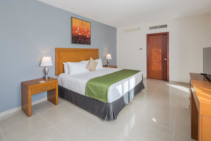 Imagen de la habitación del Hotel Wyndham Garden Playa Del Carmen. Foto 5