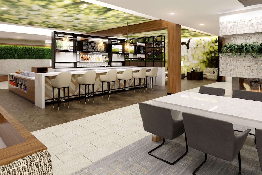 Imagen del bar/restaurante del Hotel Wyndham Garden Sacramento Airport Natomas. Foto 1