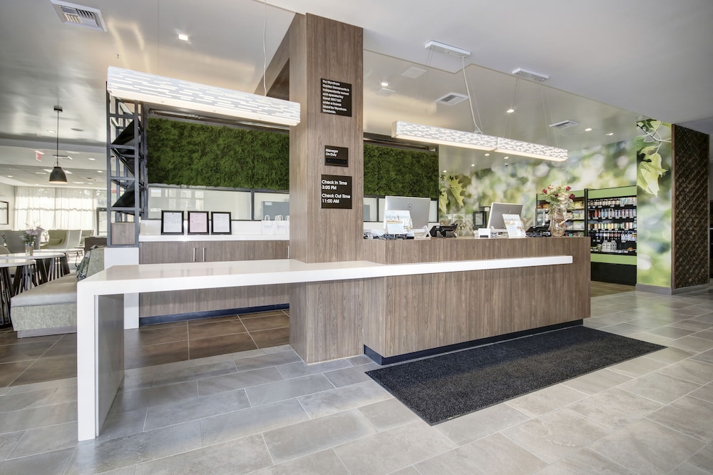 Imagen de los interiores del Hotel Wyndham Garden Sacramento Airport Natomas. Foto 16