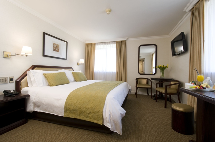 Imagen general del Hotel Wyndham Garden Santiago Kennedy. Foto 1