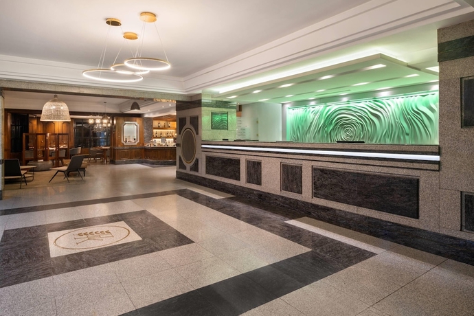 Imagen de los interiores del Hotel Wyndham Garden Santiago Kennedy. Foto 13