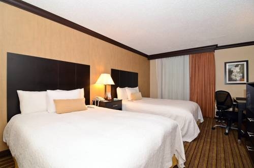 Imagen de la habitación del Hotel Wyndham Garden Schaumburg Chicago Northwest. Foto 7