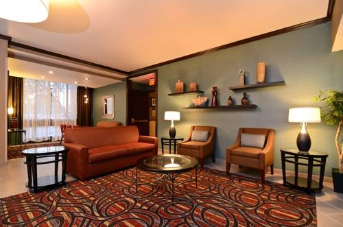 Imagen de los interiores del Hotel Wyndham Garden Schaumburg Chicago Northwest. Foto 9