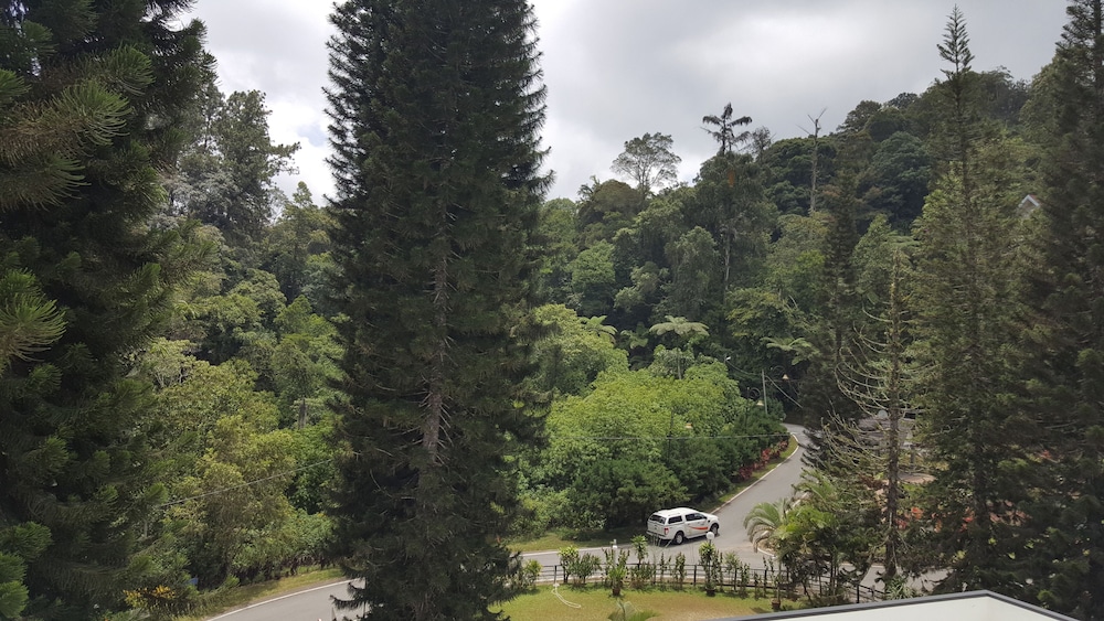 Imagen de los exteriores del Hotel Wyndham Garden Shahzan Fraser's Hill. Foto 10