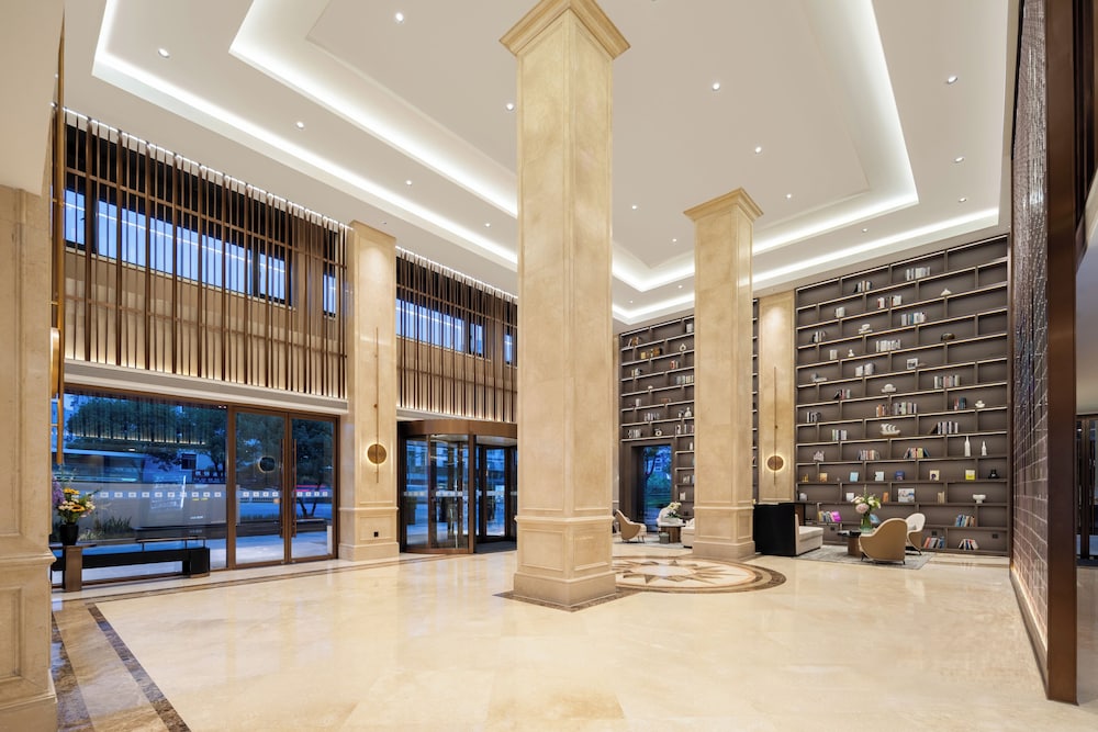 Imagen de los interiores del Hotel Wyndham Garden Shanghai Pudong. Foto 16