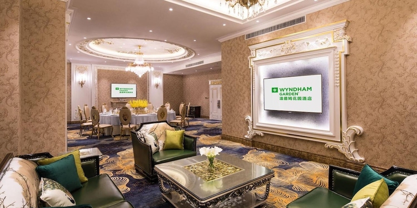 Imagen de los interiores del Hotel Wyndham Garden Shaxian. Foto 17