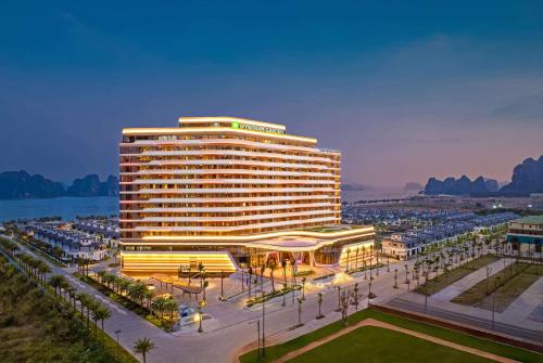 Imagen general del Hotel Wyndham Garden Sonasea Van Don. Foto 8