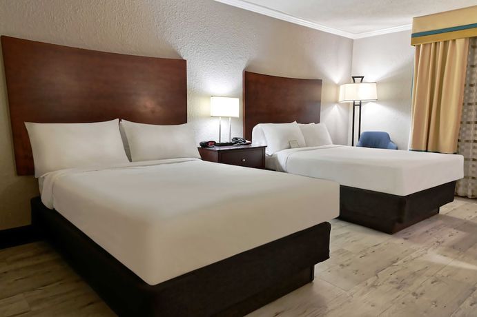 Imagen de la habitación del Hotel Wyndham Garden Summerville. Foto 9