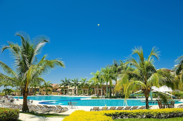 Imagen de la piscina del Hotel Wyndham Garden Villavicencio. Foto 16