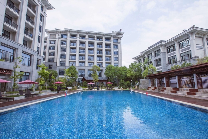 Imagen de la piscina del Hotel Wyndham Garden Wuyishan. Foto 12