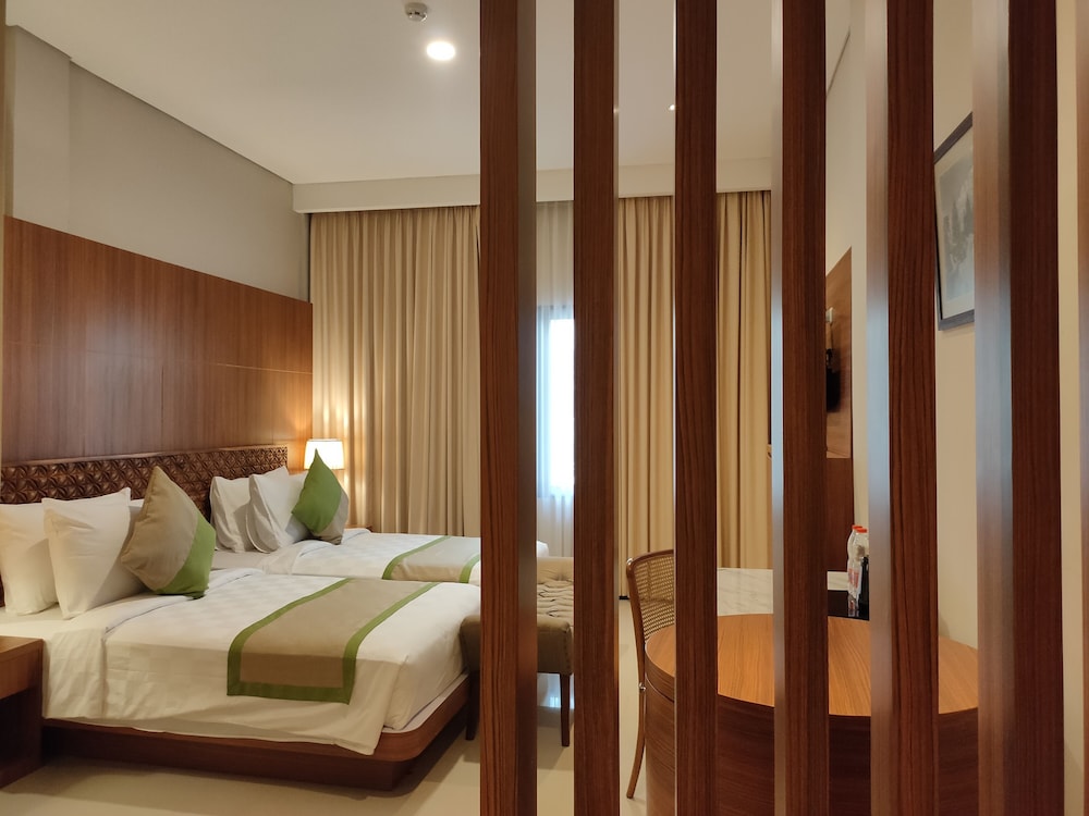 Imagen de la habitación del Hotel Wyndham Garden Yogyakarta. Foto 6