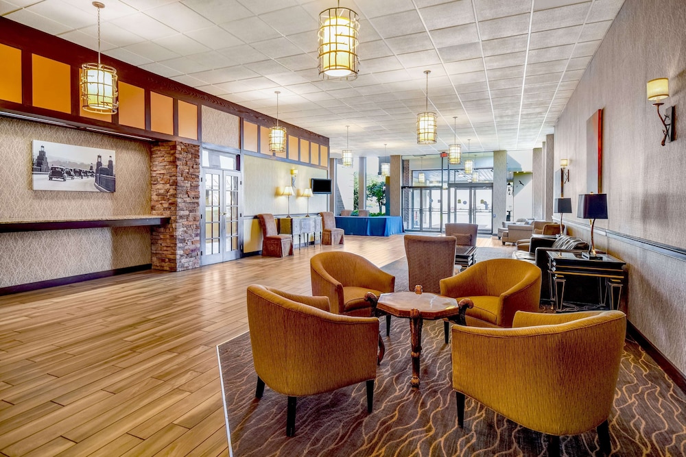 Imagen de los interiores del Hotel Wyndham Garden York. Foto 20