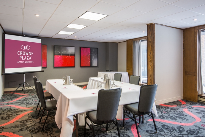 Imagen de los interiores del Hotel Wyndham Gatineau-Ottawa & Conference Centre. Foto 11