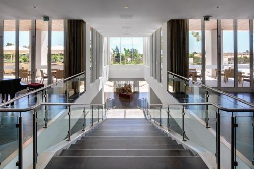 Imagen de los interiores del Hotel Wyndham Grand Algarve. Foto 17