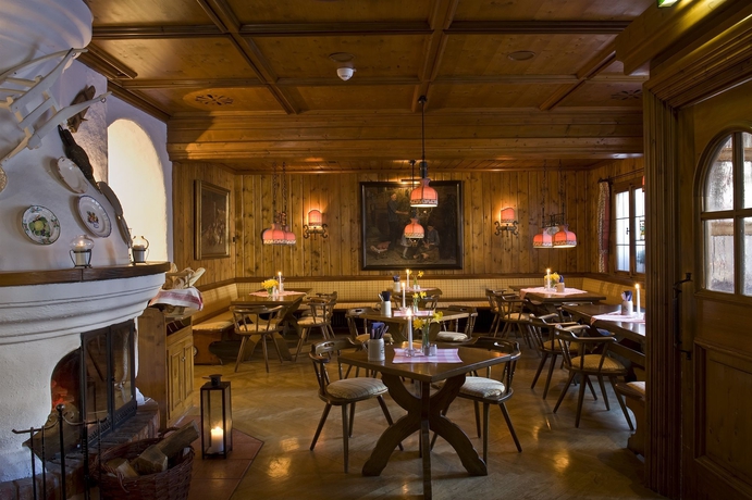 Imagen del bar/restaurante del Hotel Wyndham Grand Bad Reichenhall Axelmannstein. Foto 6