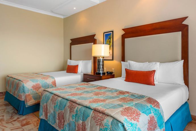 Imagen de la habitación del Hotel Wyndham Grand Cancun All Inclusive Resort and Villas. Foto 5