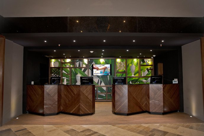 Imagen de los interiores del Hotel Wyndham Grand Cancun All Inclusive Resort and Villas. Foto 15