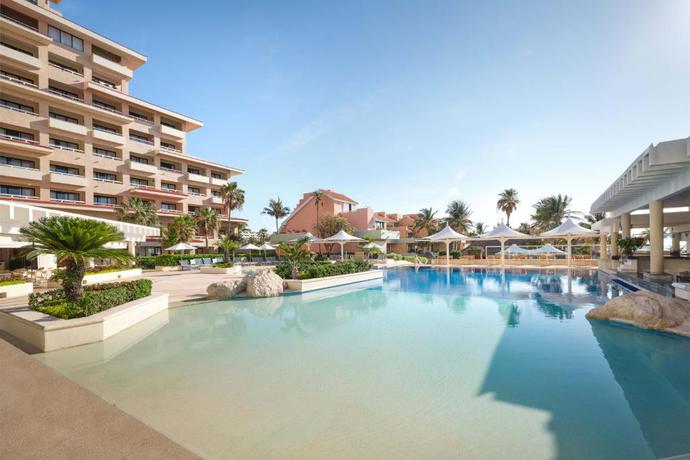 Imagen de la piscina del Hotel Wyndham Grand Cancun All Inclusive Resort and Villas. Foto 15