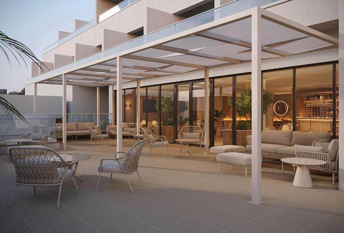 Imagen de los exteriores del Hotel Wyndham Grand Carvoeiro Algarve. Foto 14