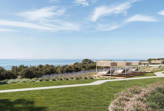 Imagen de los exteriores del Hotel Wyndham Grand Carvoeiro Algarve. Foto 17