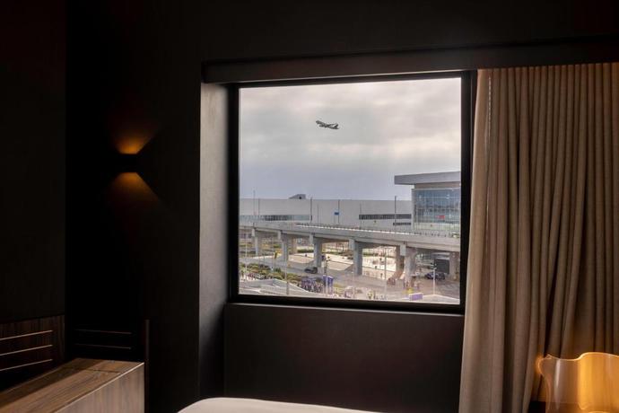 Imagen de la habitación del Hotel Wyndham Grand Costa Del Sol Lima Airport. Foto 6